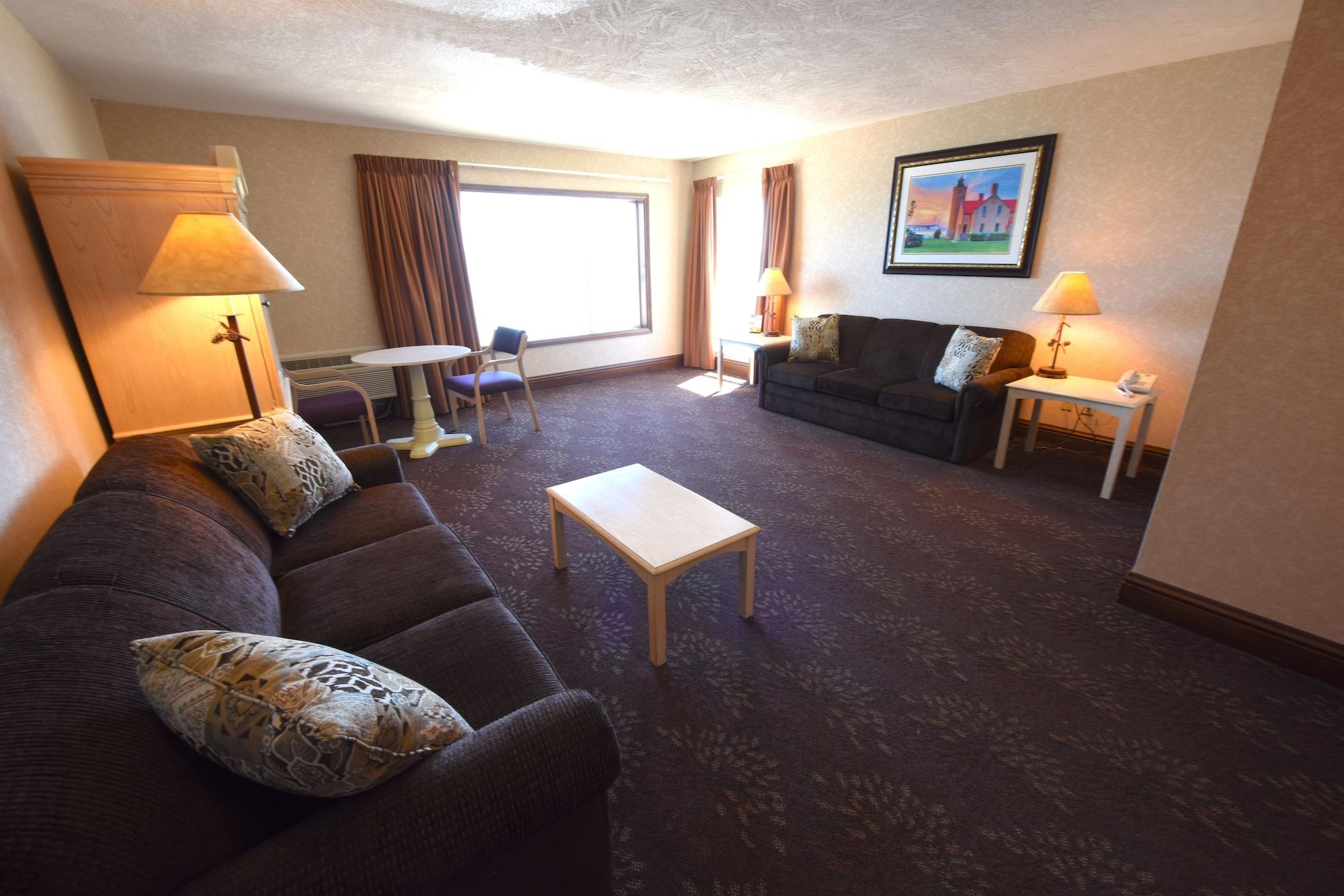 Bridge Vista Beach Hotel And Convention Center Mackinaw City Exteriör bild