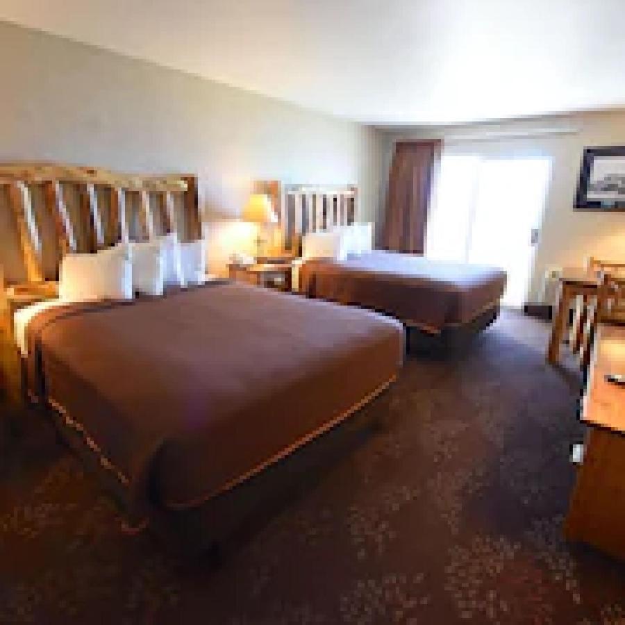 Bridge Vista Beach Hotel And Convention Center Mackinaw City Exteriör bild